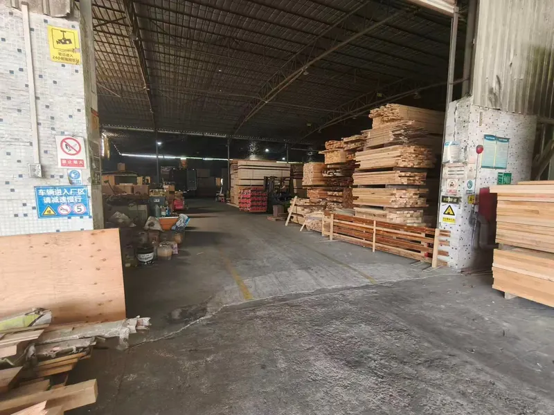 Warehouse racking with timber boards sorted by grade